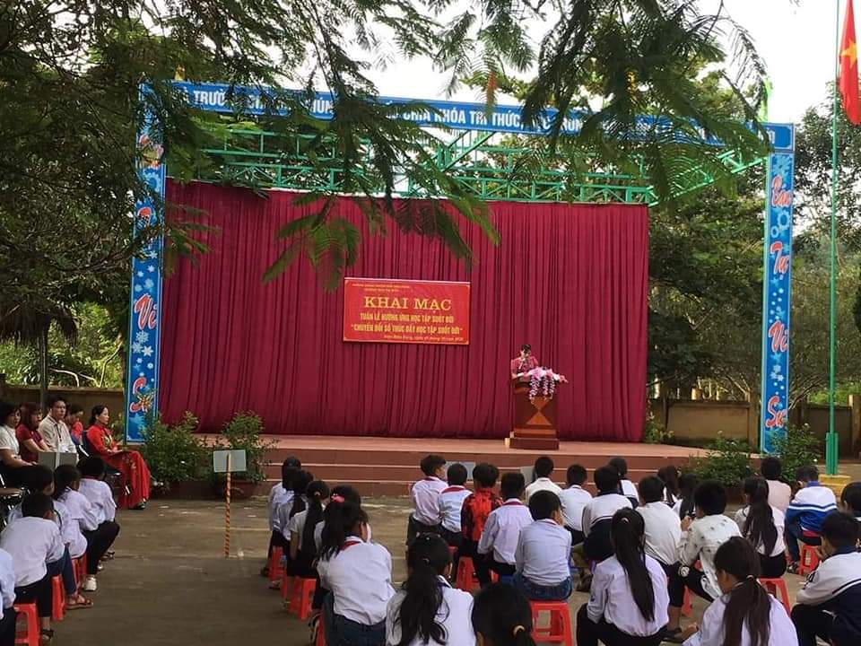 Trường THCS Thị trấn Điện Biên Đông tổ chức các hoạt động hưởng ứng Tuần lễ học tập suốt đời năm 2020 với chủ đề “Chuyển đổi số thúc đẩy học tập suốt đời”.